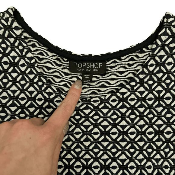 Top Shop Women's Size 2 Knit Stretch Fit Flare Dress Blue White EUC - Picture 6 of 6